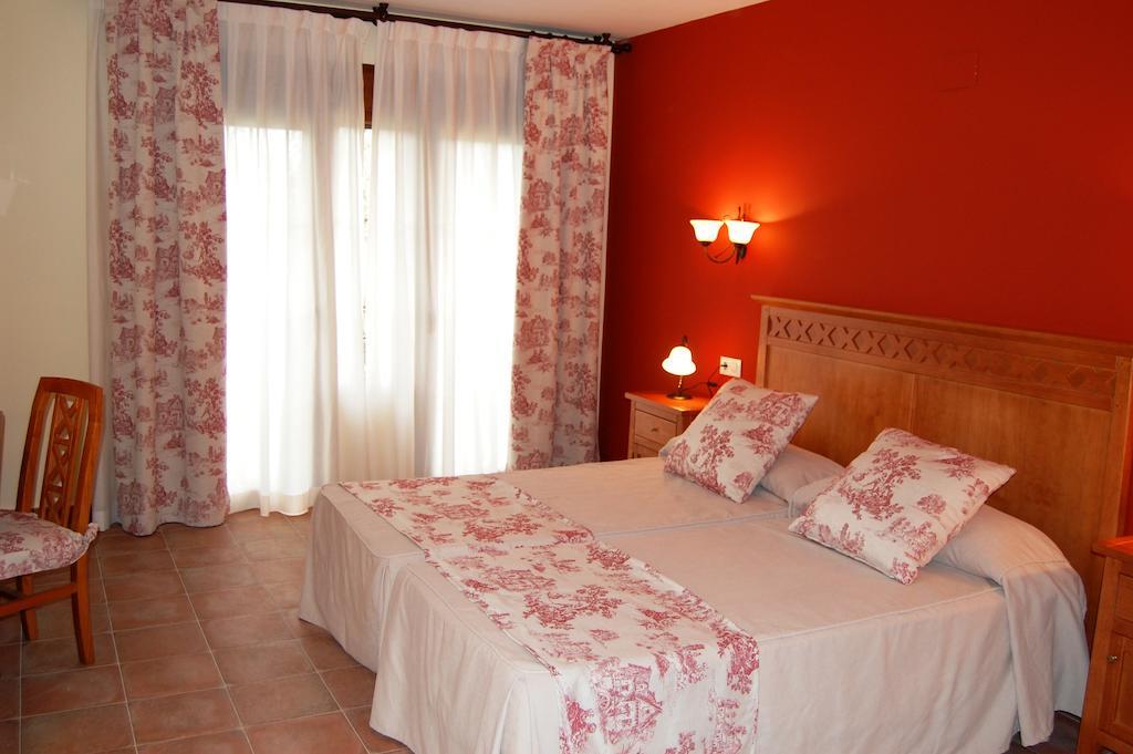 Hotel El Cortijo De Daimiel Room photo